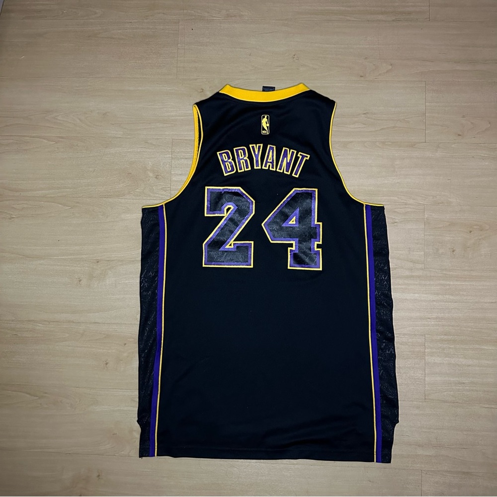 Adidas Kobe Bryant Jersey #24 Stitched Limited Edition Purple Size Mens Large - Picture 14 of 14